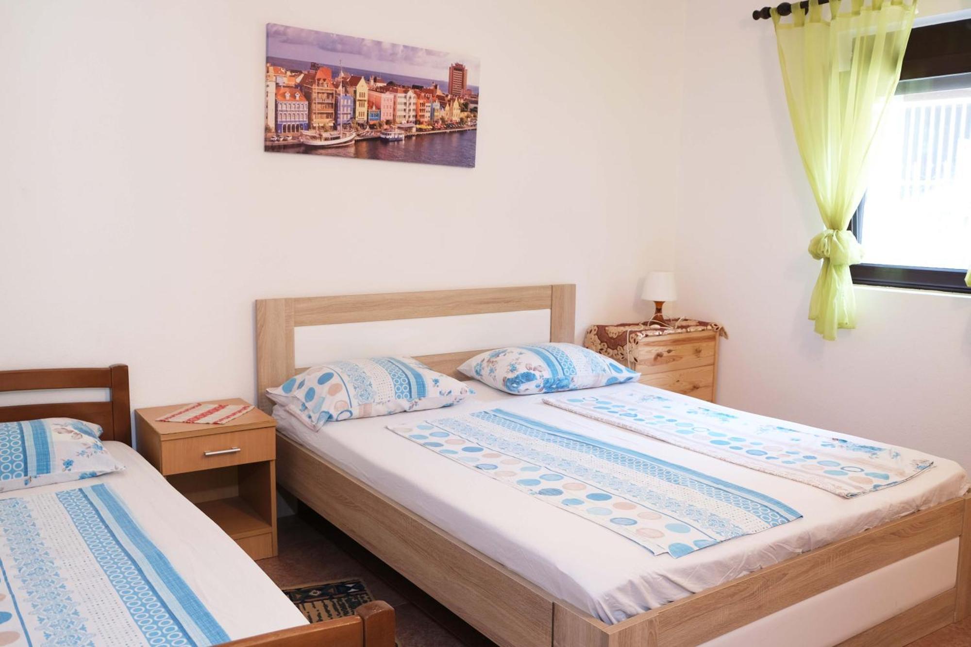 Apartmani Janosevic ストモレ 部屋 写真