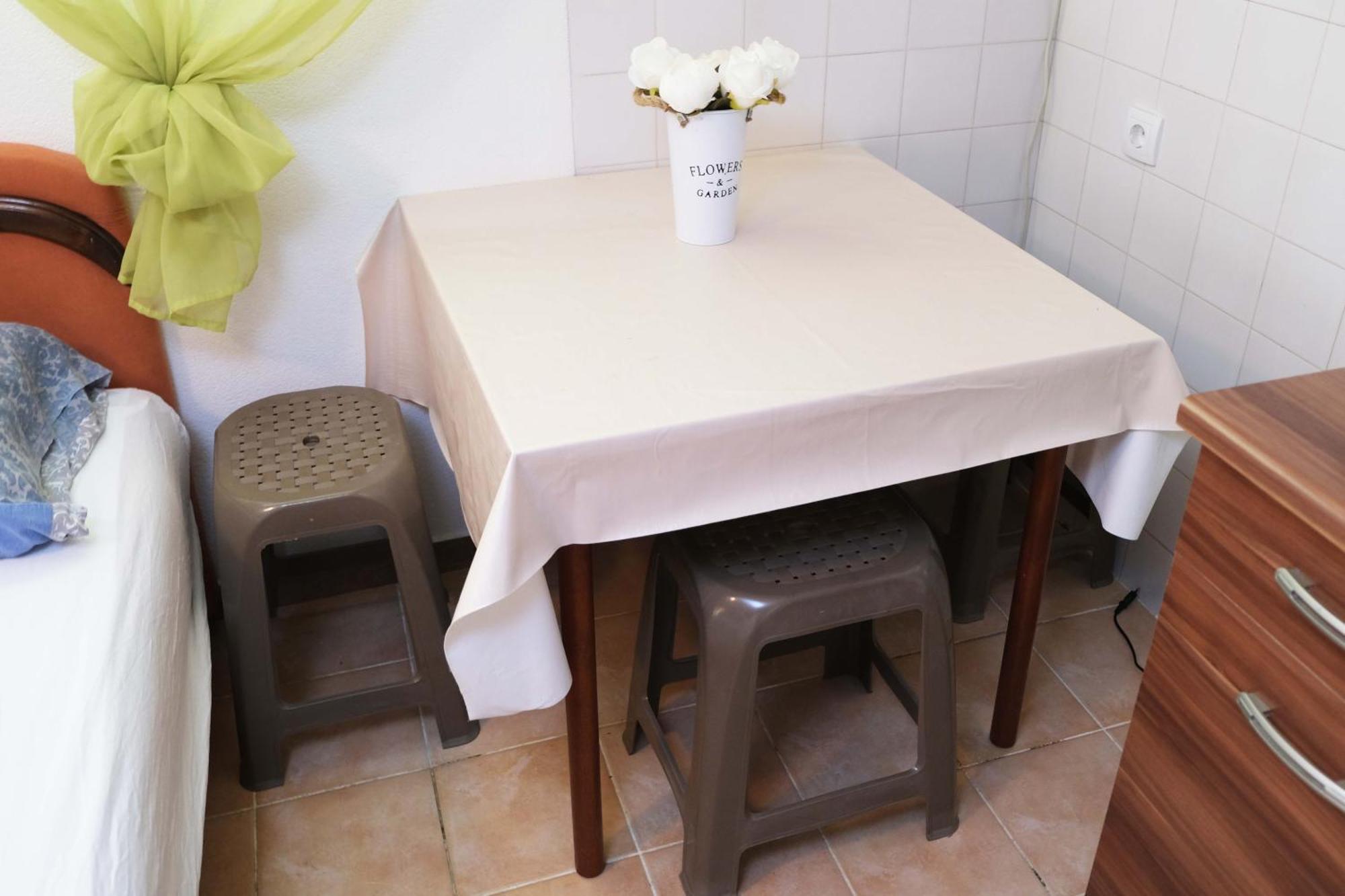 Apartmani Janosevic ストモレ 部屋 写真