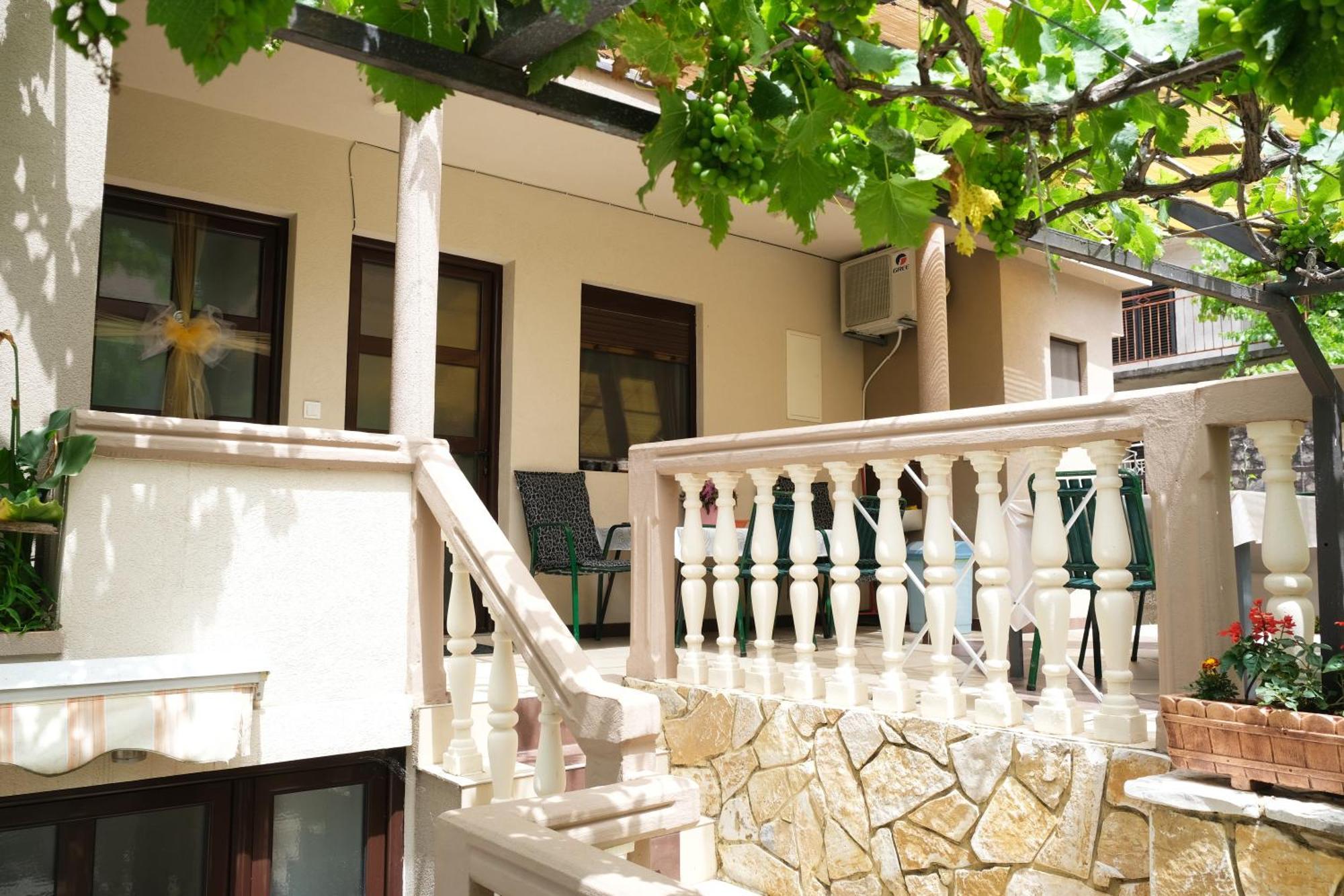 Apartmani Janosevic ストモレ エクステリア 写真
